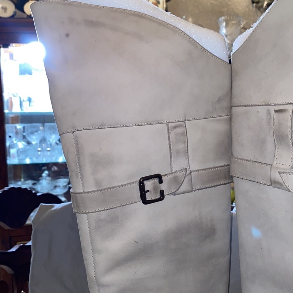 Mia Limited Edition knee high Leather boots, dirty white size 8.5M - Picture 4 of 14